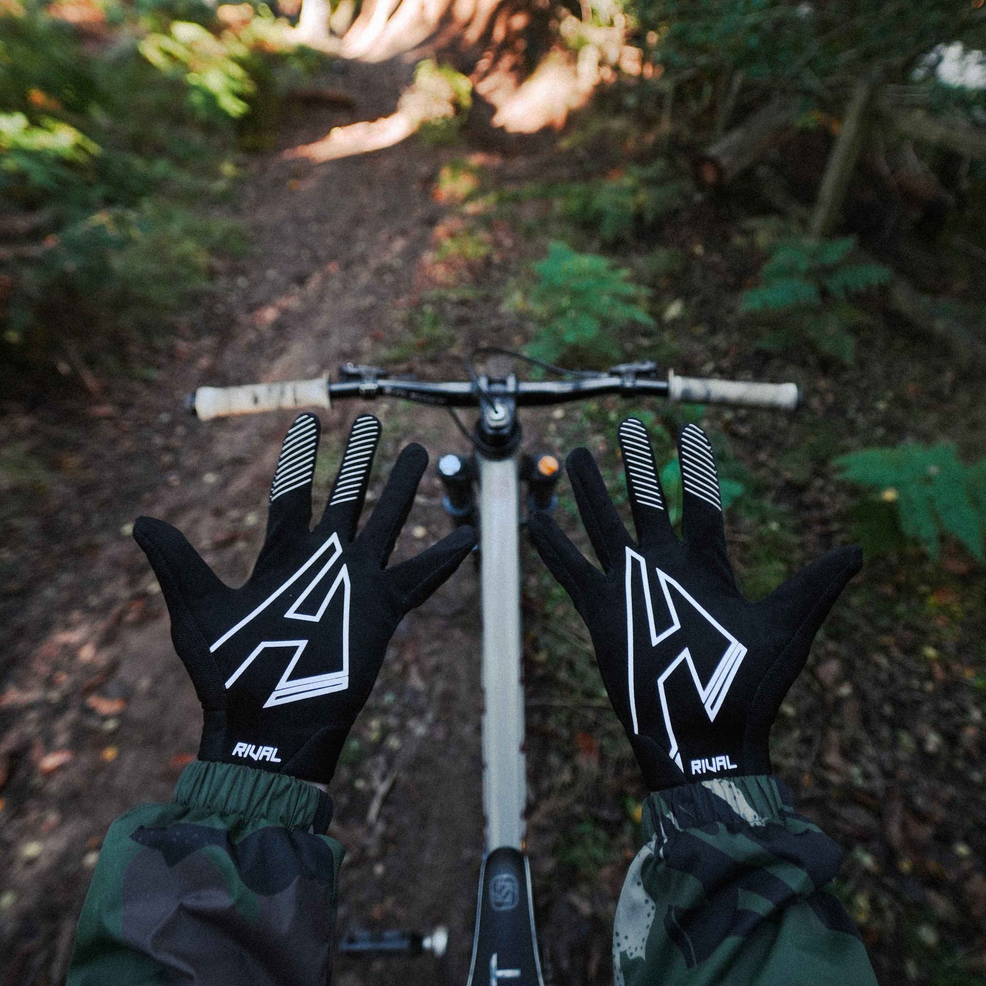 Rival Gloves | Jet Black