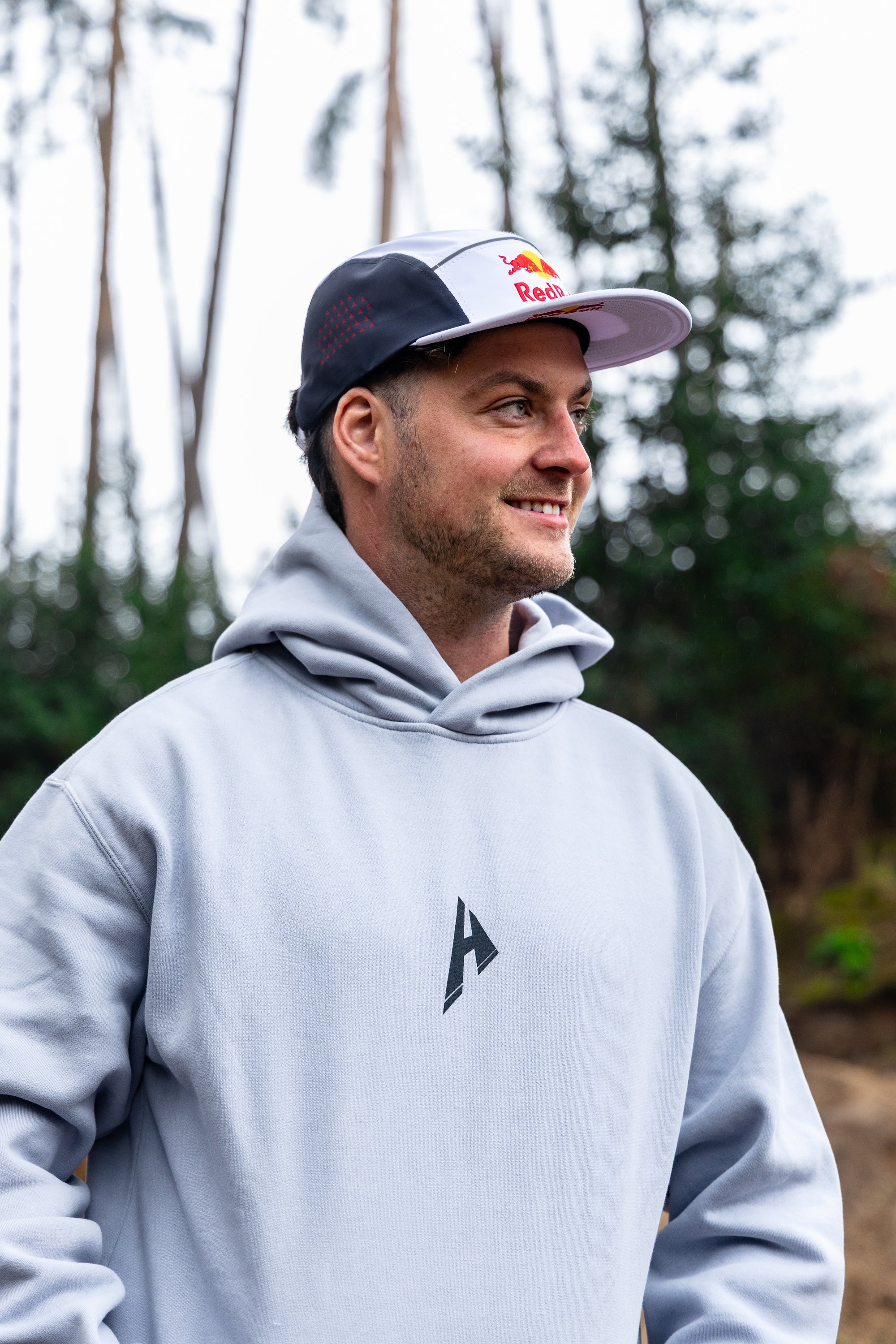 Core Hoodie - Relaxed Fit