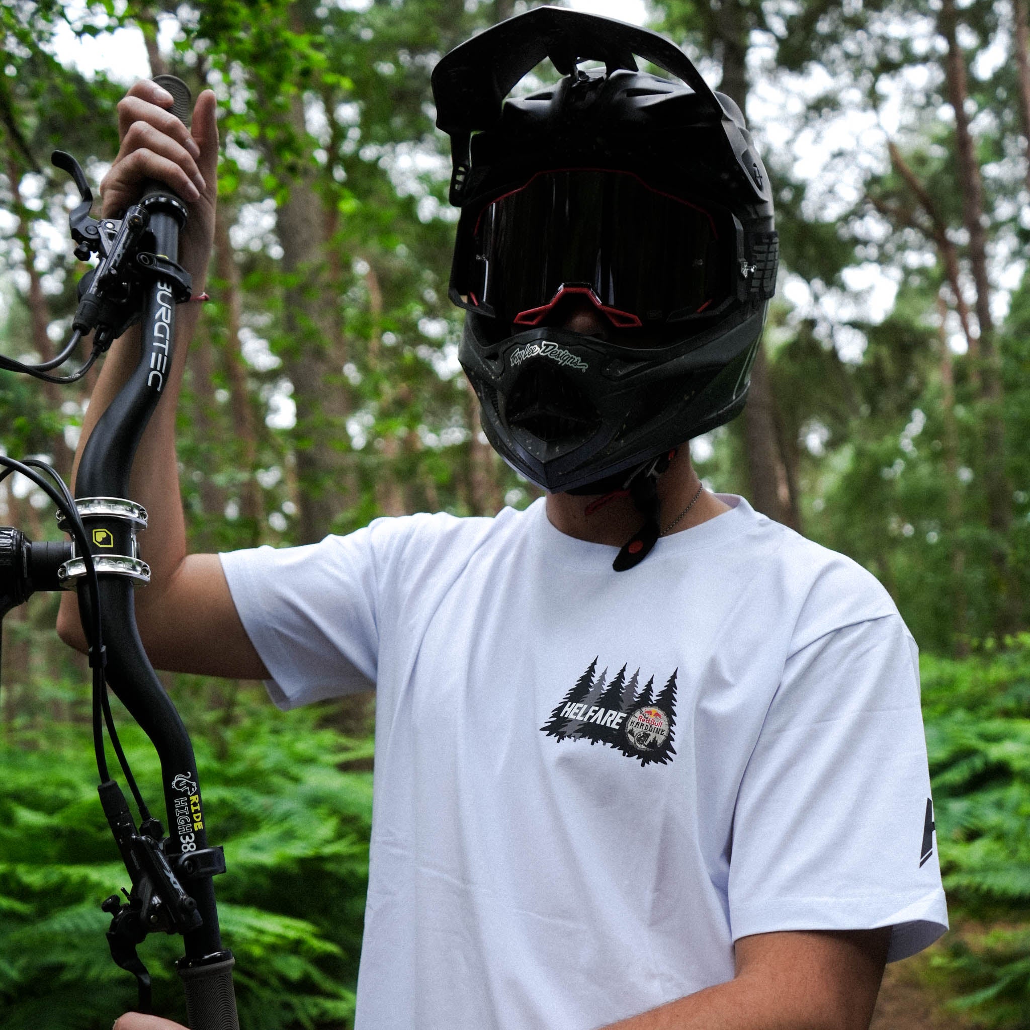 RED BULL HARDLINE TEE | WHITE