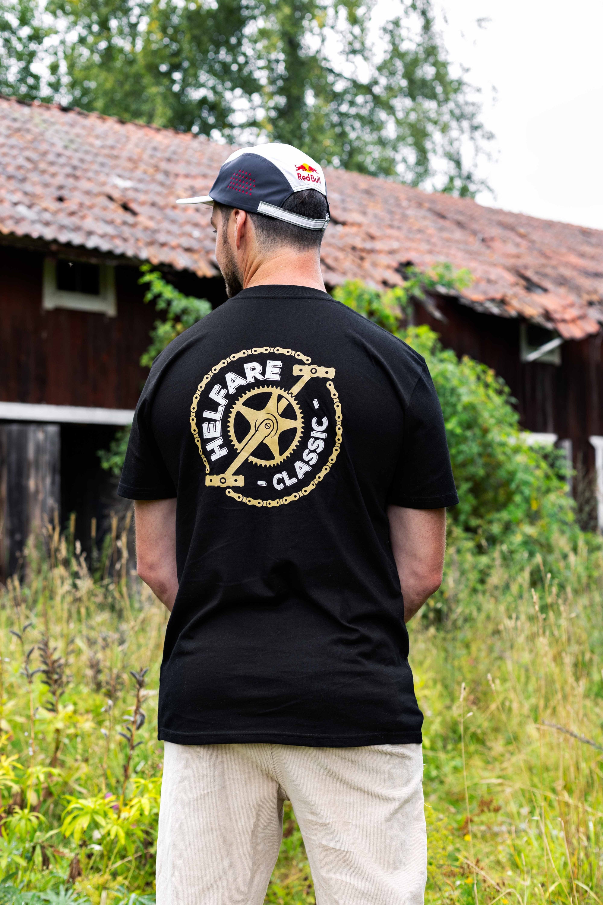 Classic Tee - Black Relaxed