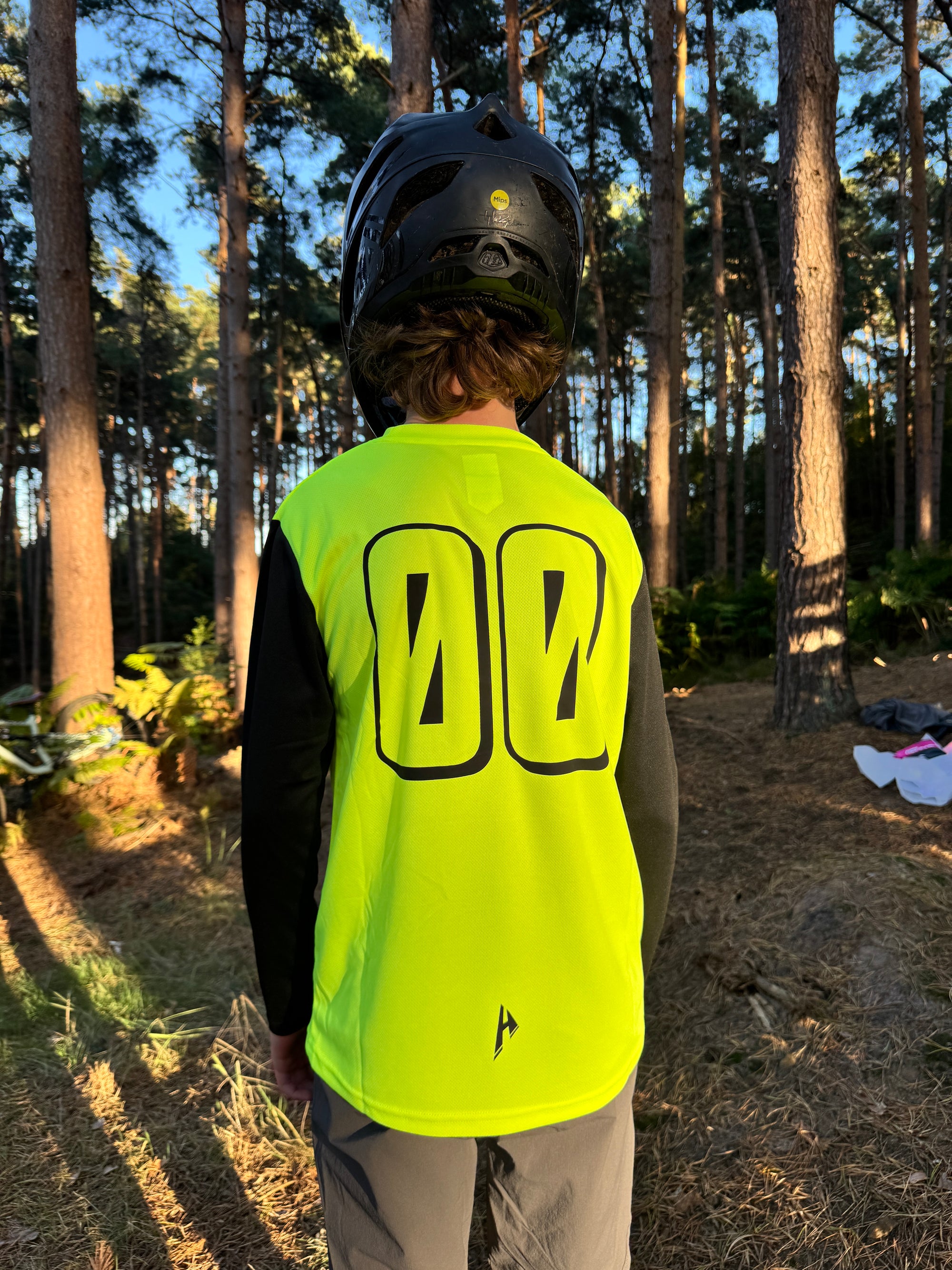 YOUTH Cadence Jersey | Hyperline