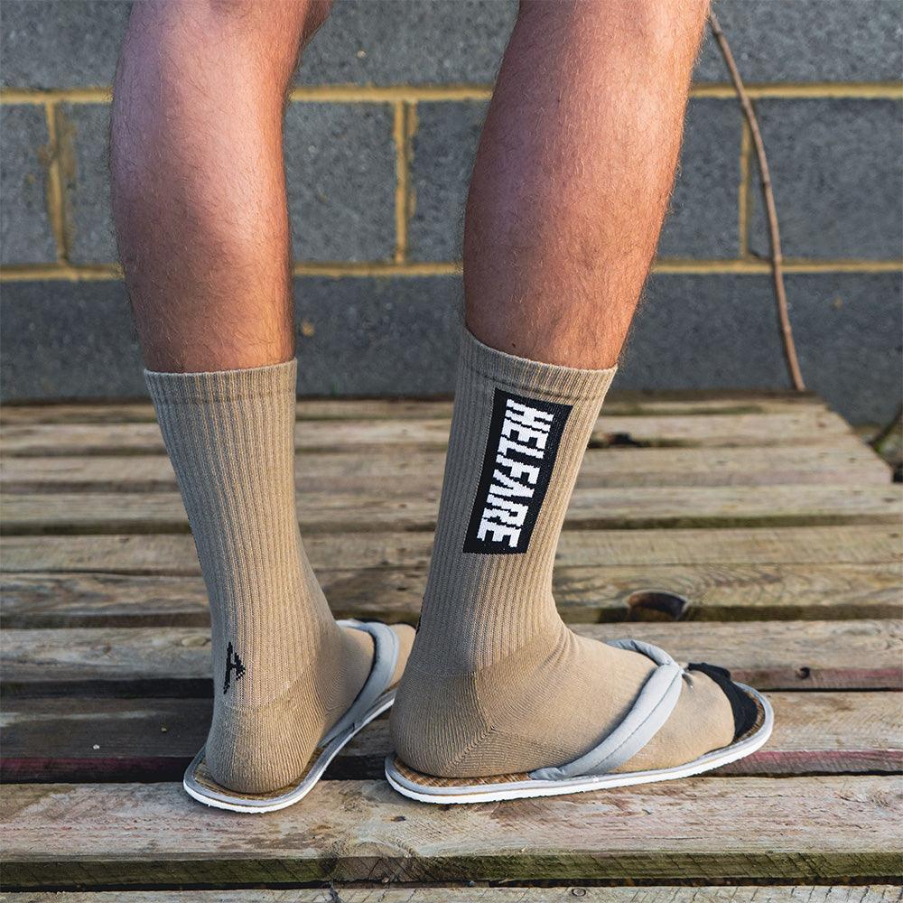 Box Logo Crew Beige Socks | HELFARE High Performance MTB Kit